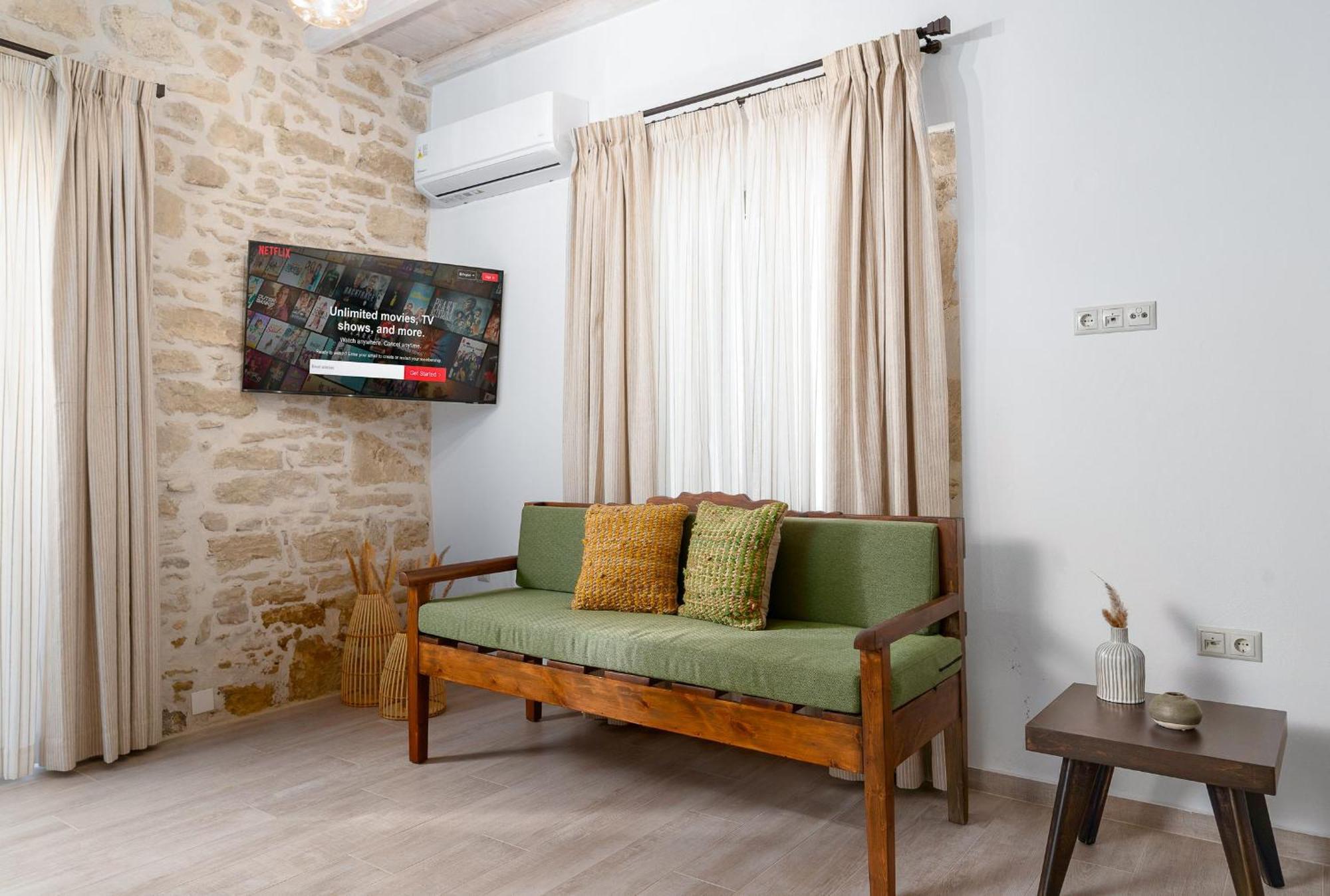 Papadia Luxury Apartments Pitsidia Dış mekan fotoğraf