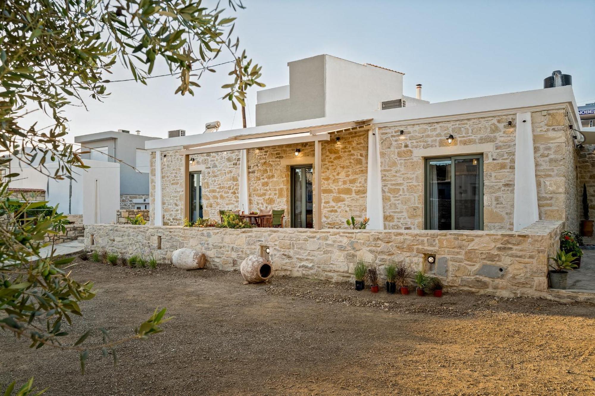 Papadia Luxury Apartments Pitsidia Dış mekan fotoğraf