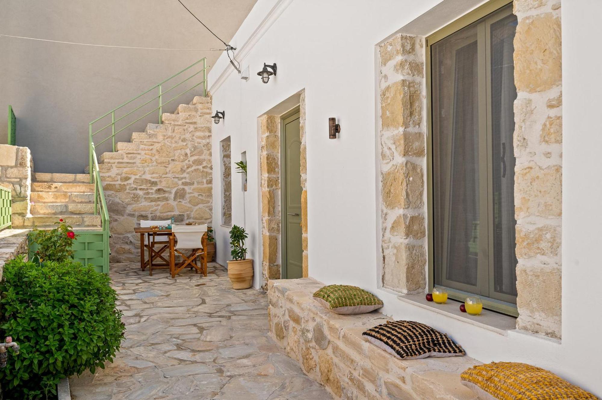 Papadia Luxury Apartments Pitsidia Dış mekan fotoğraf