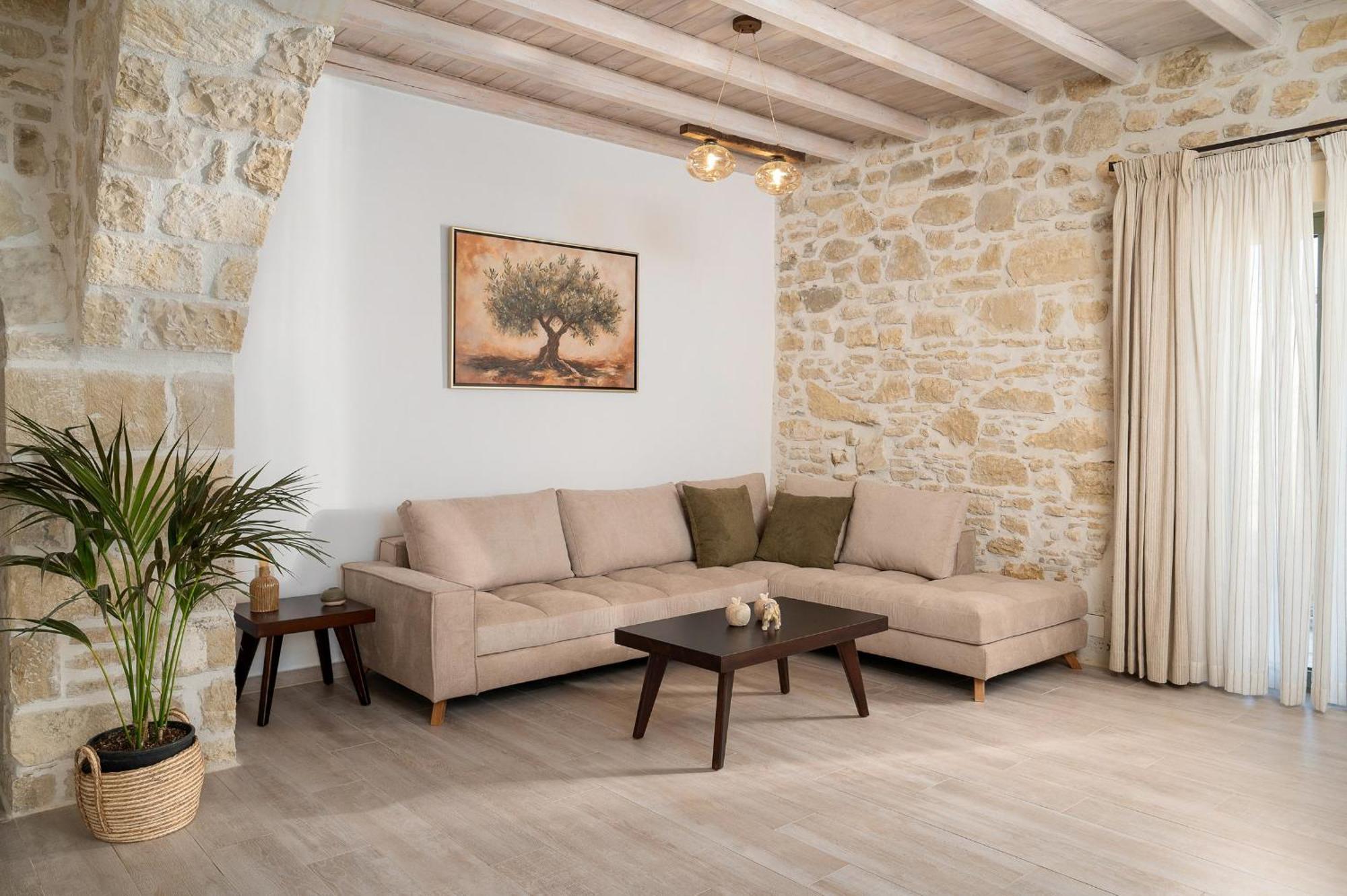 Papadia Luxury Apartments Pitsidia Dış mekan fotoğraf