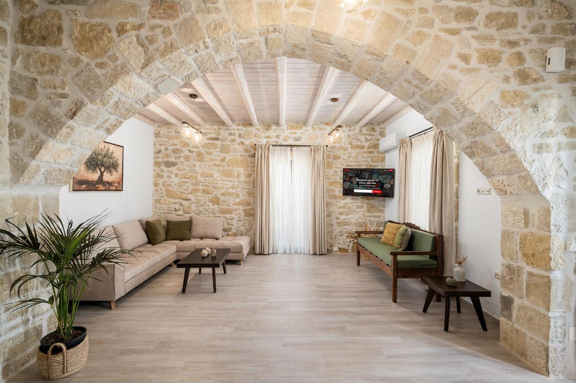 Papadia Luxury Apartments Pitsidia Dış mekan fotoğraf