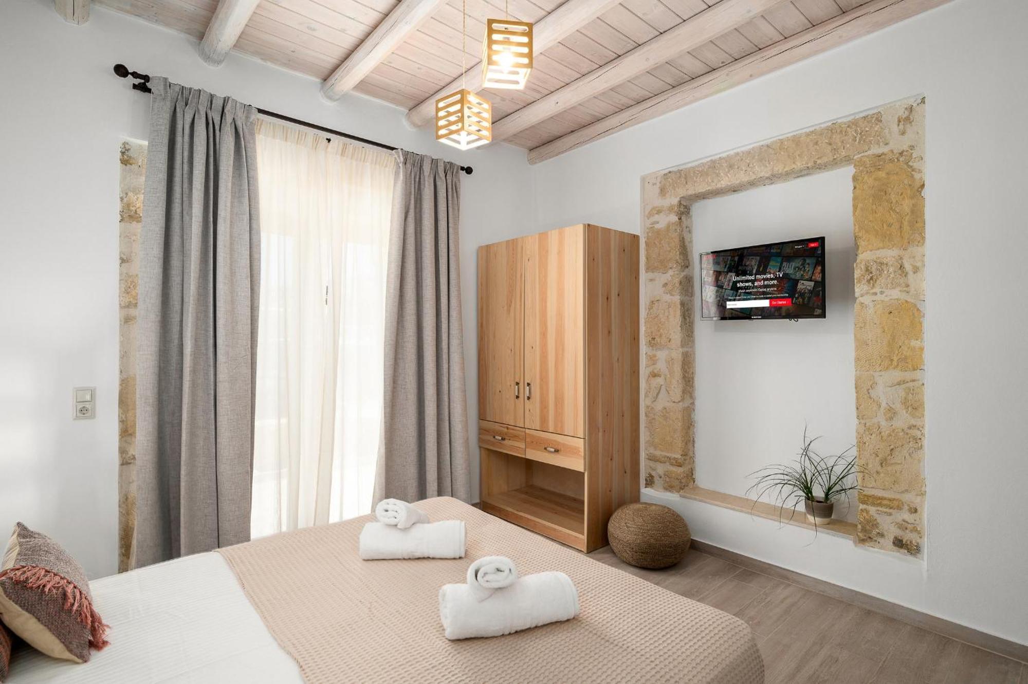 Papadia Luxury Apartments Pitsidia Dış mekan fotoğraf